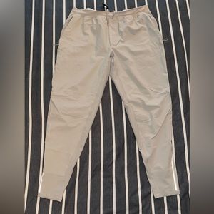 Lululemon Surge Hybrid Size XL